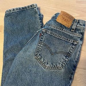 Levi’s 550 Vintage High Rise Mom Jeans